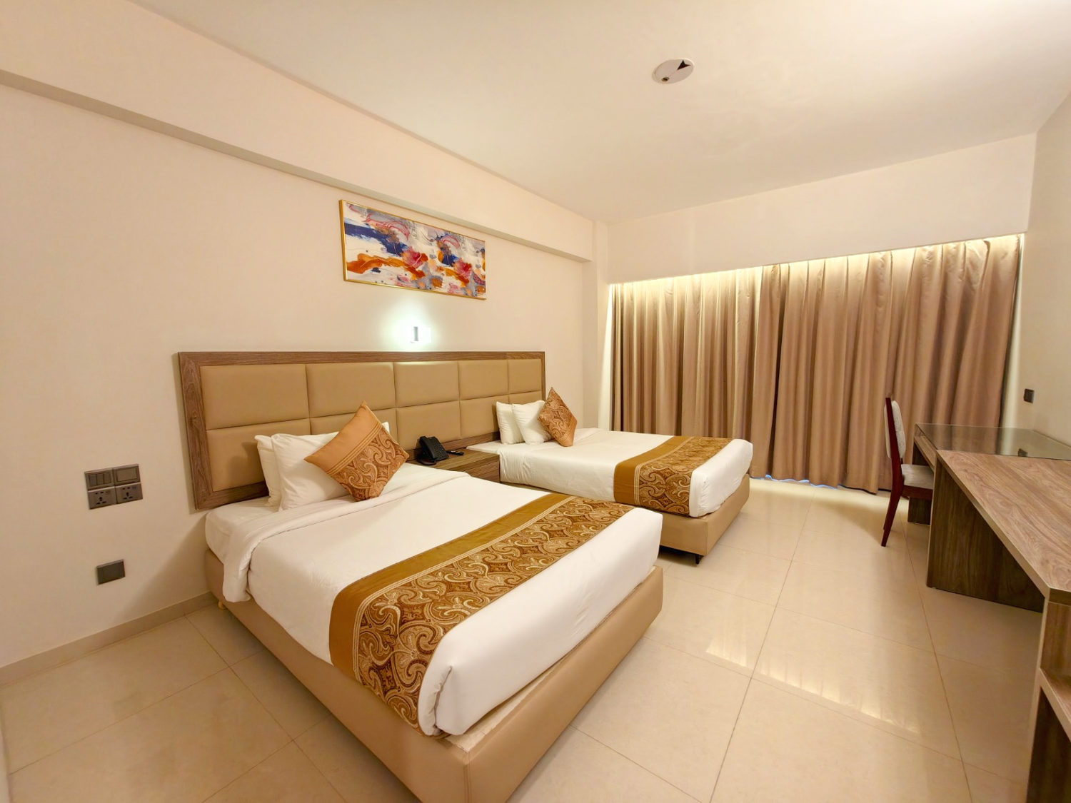 Premier Deluxe City View